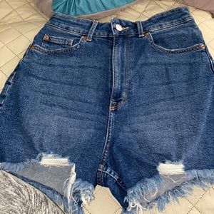 H&M divided High waist shorts